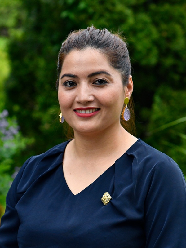 Punam staffpage