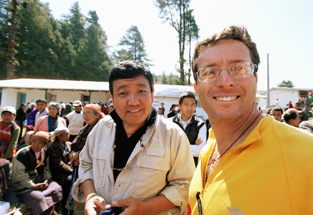 Geoff Tabin and Sanduk Ruit, co-founders of Cure Blindness Project